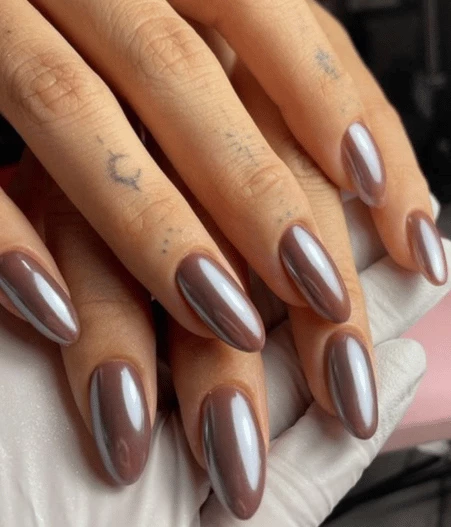 Hailey Bieber's Chocolate Glazed Donut Nails